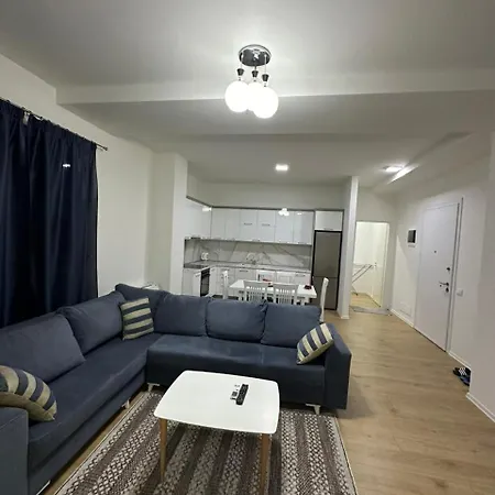 Apartment New Brilant 03 *